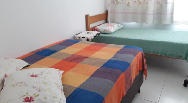 Apartamento com 2 quartos para 5 hóspedes - Recanto do Cardeal - Praia de Bombas-Bombinhas