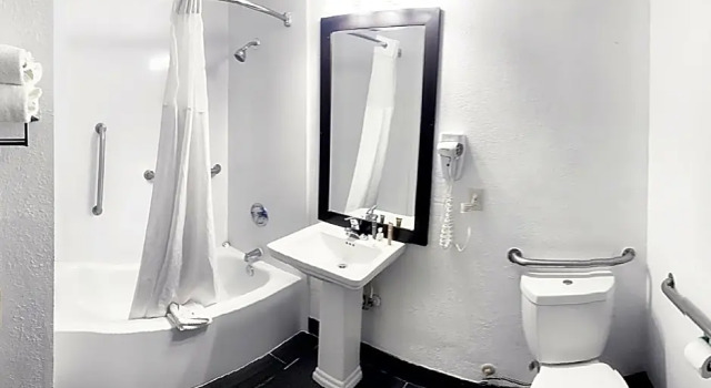 Номер Standard Croix Grand Hotel
