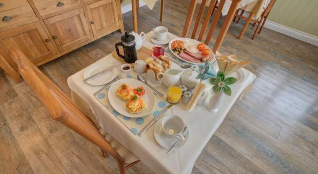 Fair Winds Guest House