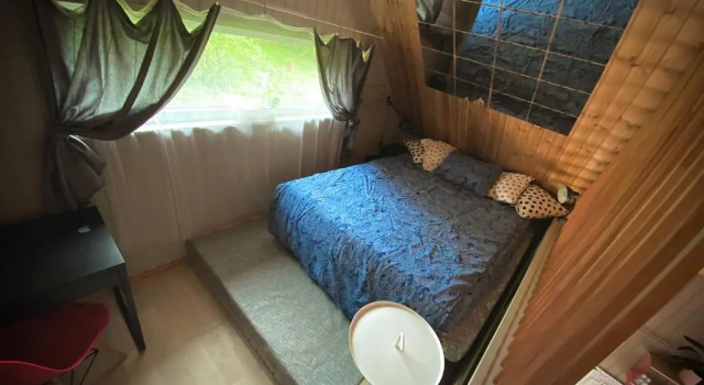 Коттедж c 1 комнатой Amazing little house on an island with garden