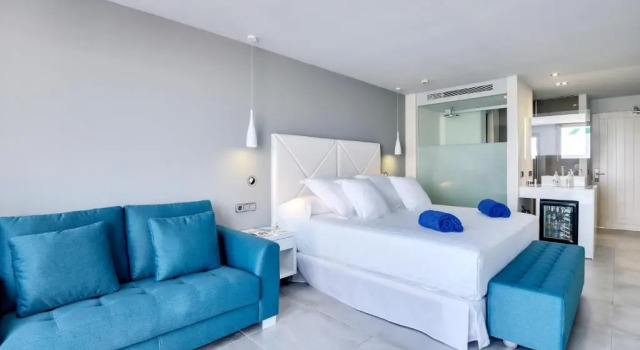 Двухместный номер Deluxe с балконом и с видом на море Barceló Teguise Beach