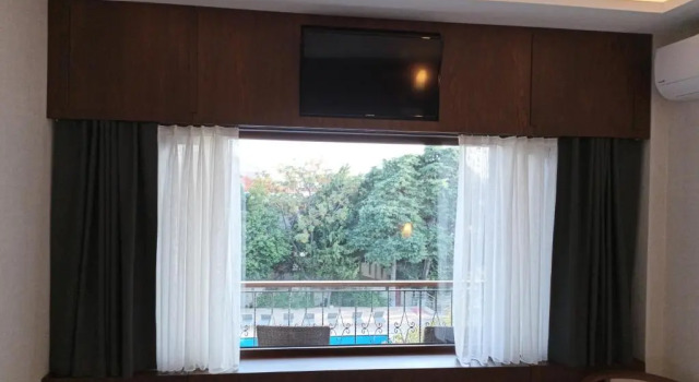 Люкс Deluxe с красивым видом из окна Iris Hotel & Spa