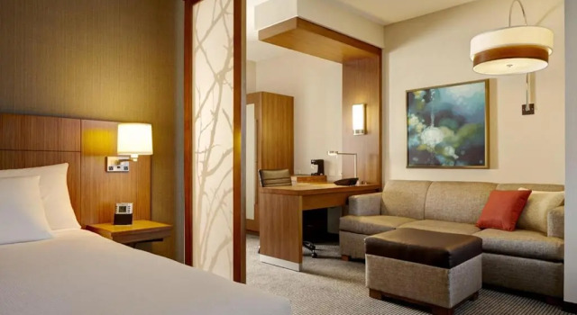 Двухместный номер Standard Hyatt Place at The Hollywood Casino / Pittsburgh - South
