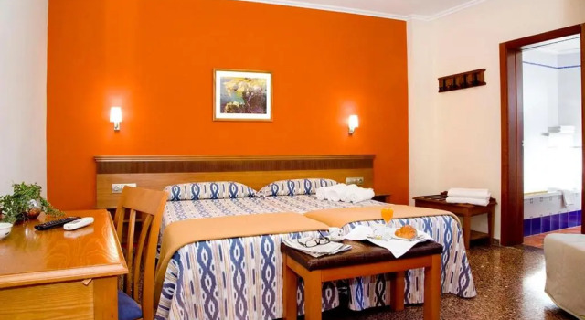 Четырёхместный номер Superior Hotel Ramis fundado en 1969
