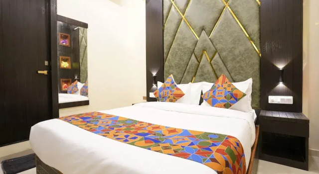 Двухместный номер Standard Hotel Sky Suites-Sahar Cargo