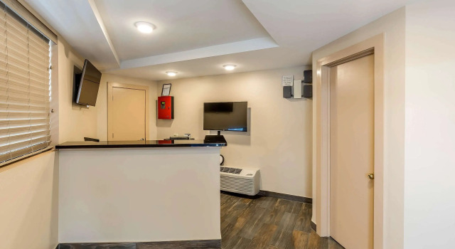 Rodeway Inn Chicago - Evanston