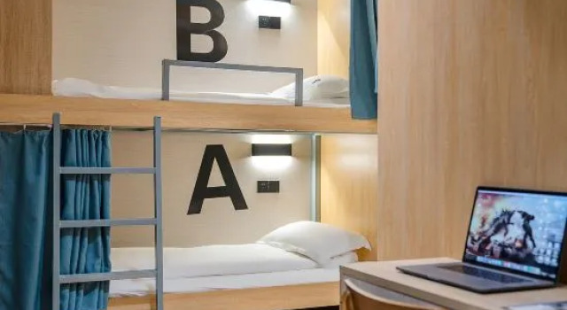 Кровать в общем номере (мужской номер) Dengba International Hostel (Guangzhou Zhongshan University)