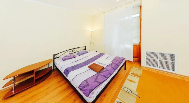 Отель Hotrent Baseina Street Area, Забронировать Апартаменты/квартира Апартаменты Печерского, Апартаменты/квартира
