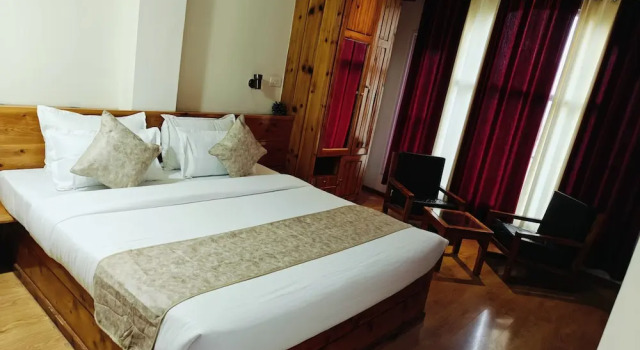 Hotel Savi Shallidrishya