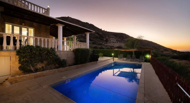 Pomos Harbour View Villa