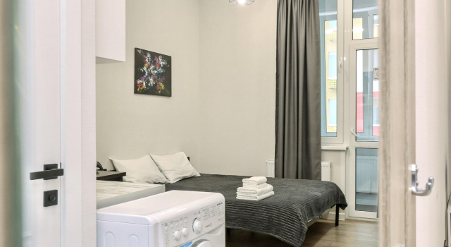 Studio on the 22nd floor with high ceilings, Prenota Appartamento Hotel a Udmurtia con parcheggio, Parcheggio