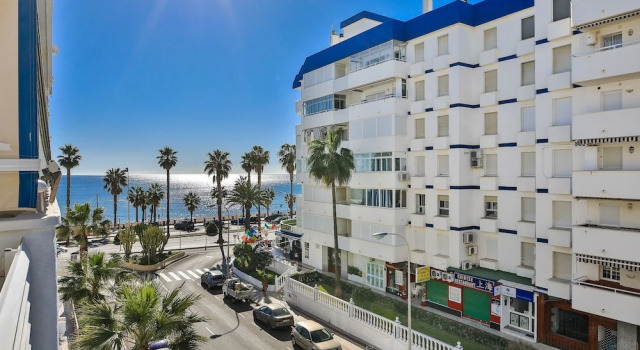 Apartamento al lado de la playa, Забронировать Апартаменты/квартира Отели Бенальмадена с парковкой, рядом с Индуистский храм, Парковка