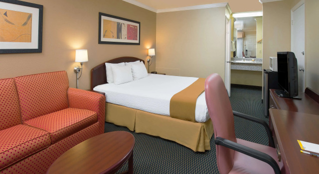 Days Inn by Wyndham Pinole Berkeley, Prenota Hotel Pinole San Francisco Bay Area