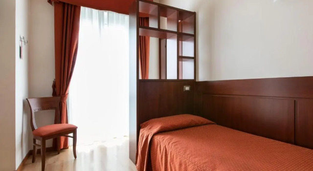 Трёхместный номер Standard Hotel Conradi