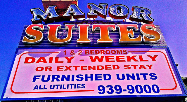 Manor Suites, Забронировать Отель СПА-отели Лас-Вегаса, рядом с Торговый центр Las Vegas South Premium Outlets, SPA-услуги