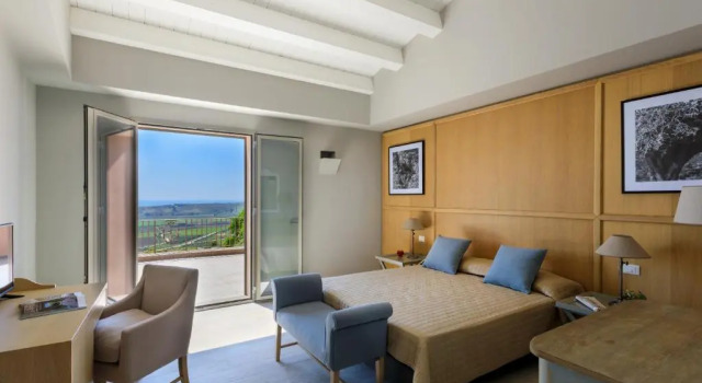 Torre Bonera. Green Resort, Buchen Sie Resort 3-Sterne-Hotels in Menfi, 3*