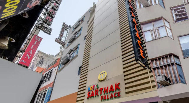 Hotel Sarthak Palace near Karol Bagh Metro station New Delhi, Забронировать Отель Отели Нью-Дели с завтраком, Завтраки