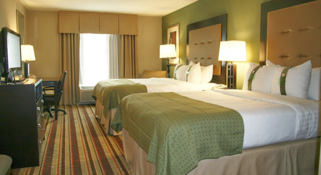Четырёхместный номер Standard Holiday Inn Blytheville by IHG