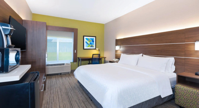 Номер Standard Holiday Inn Express and Suites Three Rivers by IHG