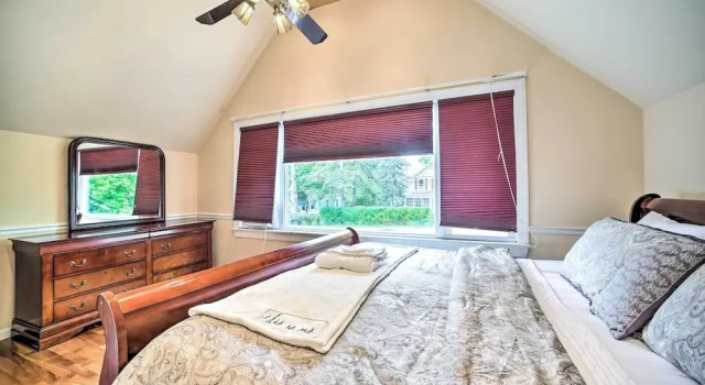 Pet-friendly Latham Retreat ~ 7 Mi to Albany!, Prenota Hotel Albany Hudson Valley