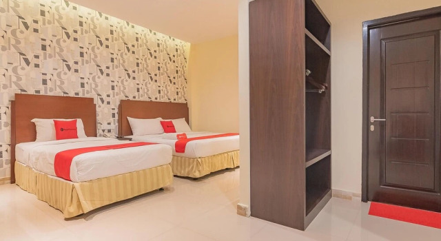 UNO Guesthouse by RedDoorz, Book Hotel Samarinda 