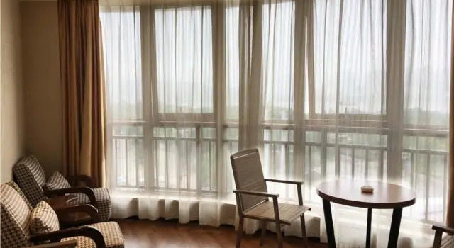 Люкс Jtour Inn Huangshi Cihu Road