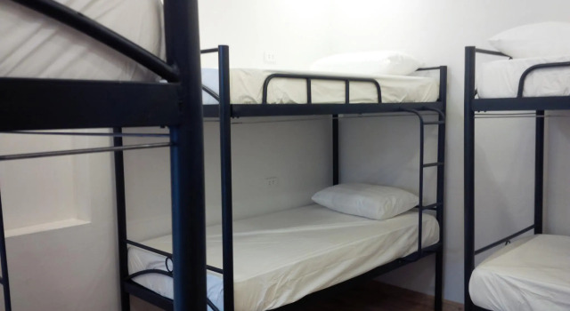 Кровать в общем номере (женский номер) Ha Noi Lantern Dorm