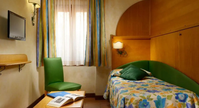 Полулюкс Hotel Santa Maria
