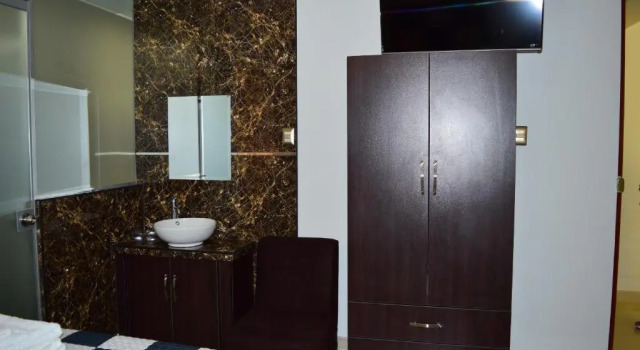 Hostal Gold Star