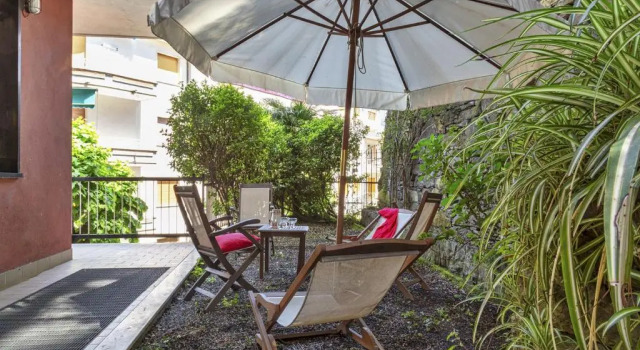 Апартаменты Relax in giardino a due passi dal porto