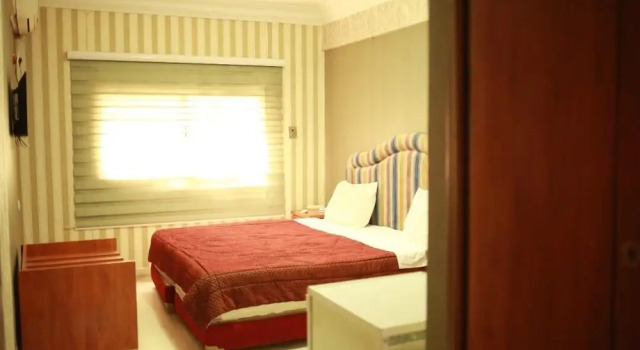 HOTELHOUDA, Book Hotel Hotels in Nouakchott with Parking, Parking