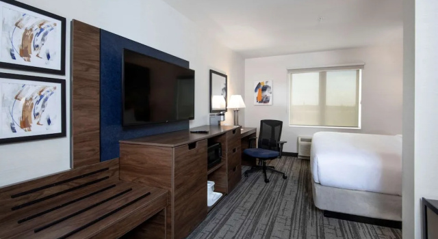 Двухместный люкс Comfort Inn & Suites