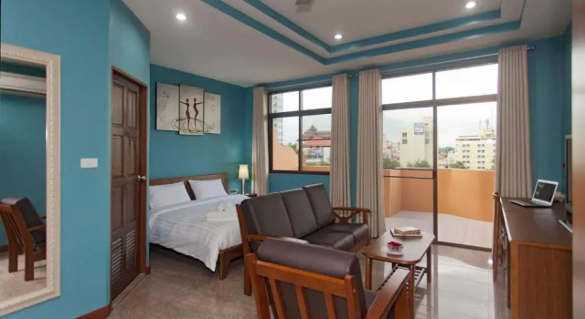 Двухместный номер Deluxe с балконом Pattaya Garden Apartments Boutique Hotel