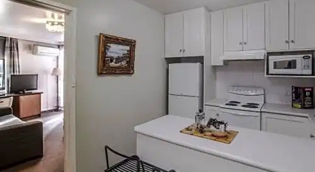 Апартаменты Albert Heights Serviced Apartment