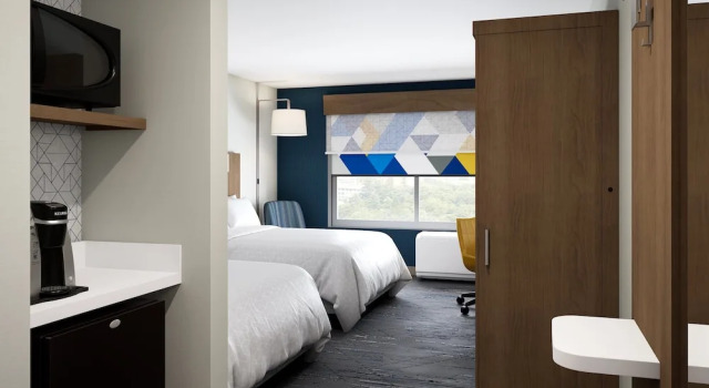Четырёхместный люкс Holiday Inn Express & Suites Ridgecrest - China Lake by IHG