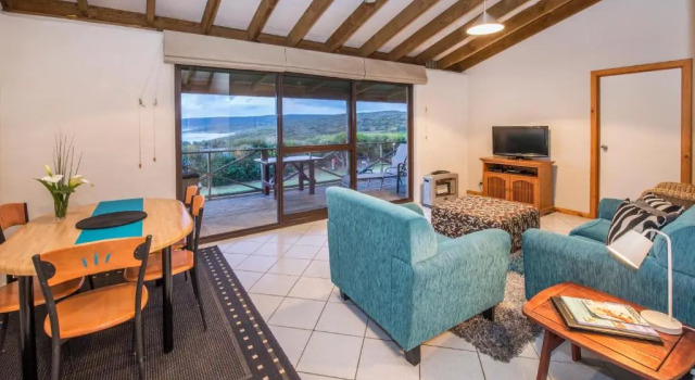 Вилла Chandlers Smiths Beach Villas