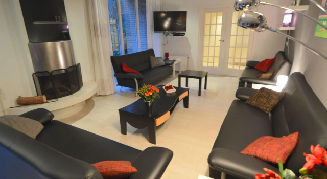 Quaint Villa in Doornspijk With Swimming Pool
