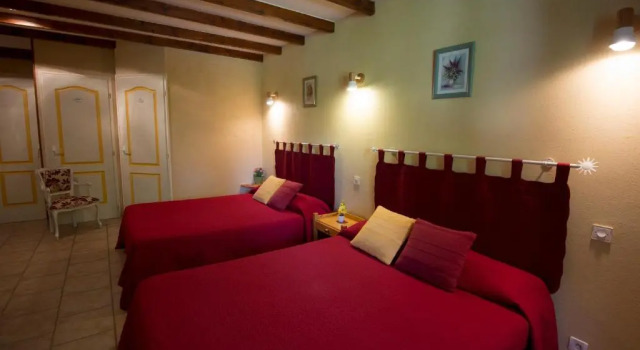 Номер Standard Chambres dHôtes de Curnier