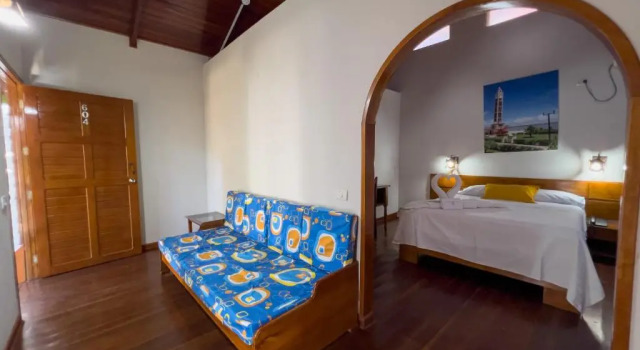 Коттедж c 1 комнатой с балконом и с красивым видом из окна Los Gavilanes Hotel