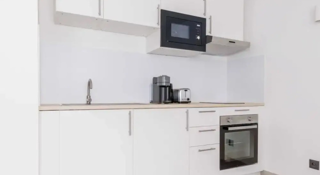 Апартаменты Beautiful Studio for two People - Puteaux