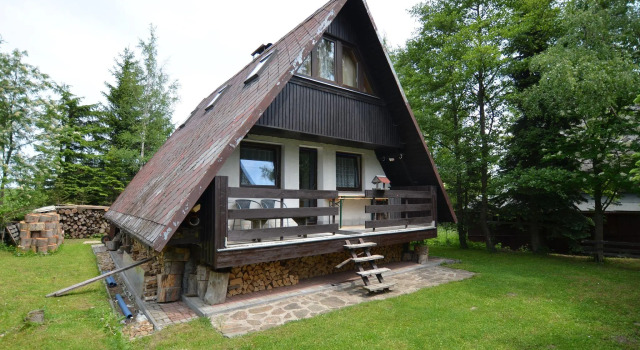 Holiday Home near Klínovec Ski Lift, Забронировать Отель Отели Czech central mountains 3 звезды, 3*