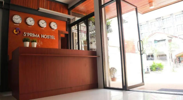 S'Prima Hostel