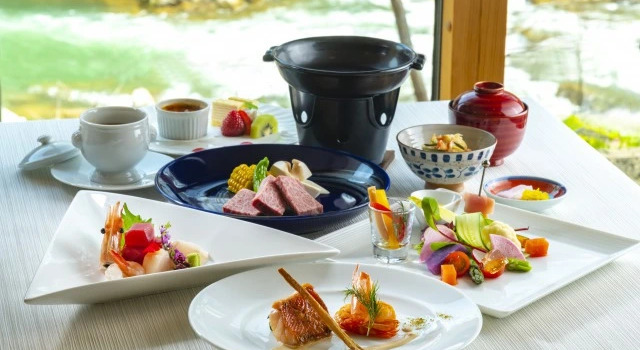 Oishiiyado Shikishima Jozankei Bettei, Buchen Sie Hotel Jozankei Onsen Douou