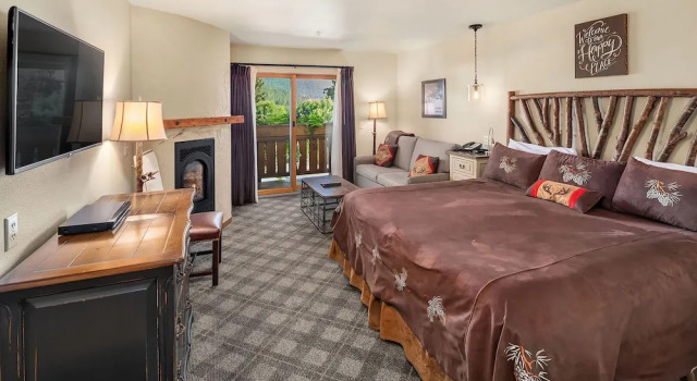 Номер Superior с балконом и с видом на окрестности Bavarian Lodge