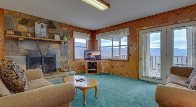 Crestview - Two Bedroom Cabin