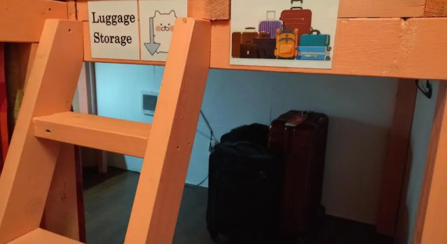 Кровать в общем номере (женский номер) Holiday House Ryukyu-an "MUSIC HOSTEL"