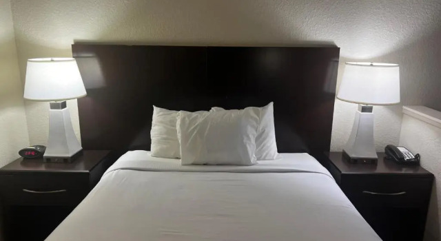 Номер Standard Studio 6 Houston, TX - Westchase