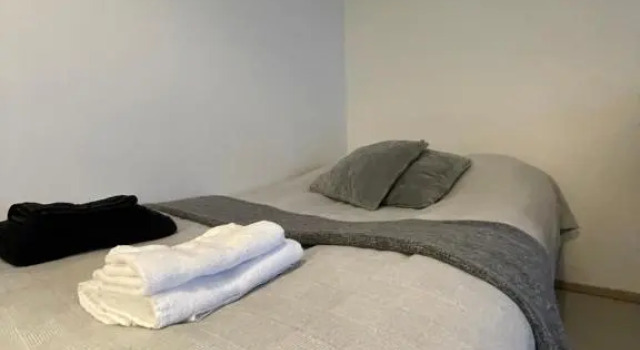 Arctic Penthouse Studio with FREE parking and high-speed Wi-Fi