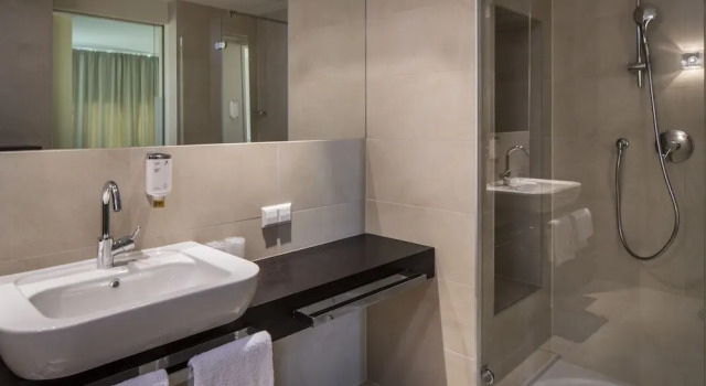 Апартаменты Deluxe с 2 комнатами с балконом и с видом на море Falkensteiner Residences Senia