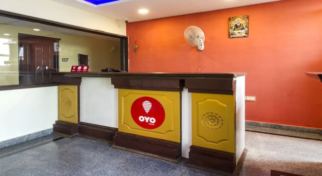 OYO 3968 Chandras Residency, Varaa Hotelli Hyderabad 